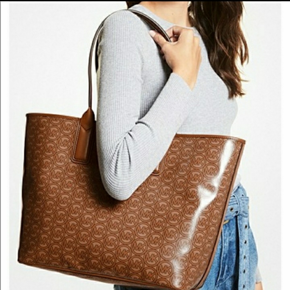 🆕 Michael Kors Tote